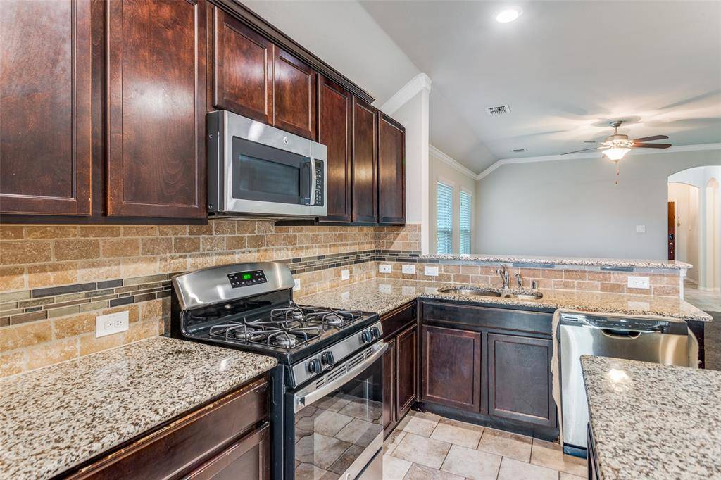 Fort Worth, TX 76123,5856 Bindweed Street