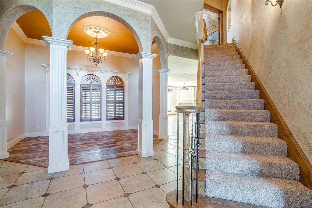 Waxahachie, TX 75167,8280 Armstrong Way