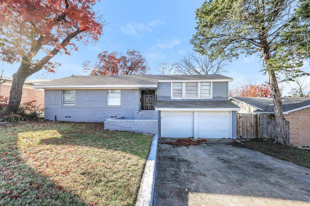 Dallas, TX 75227,3419 Loganwood Drive