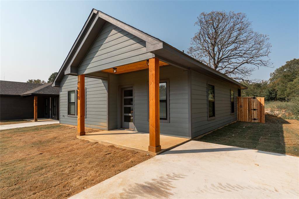 Denison, TX 75021,1419 S 7th Avenue