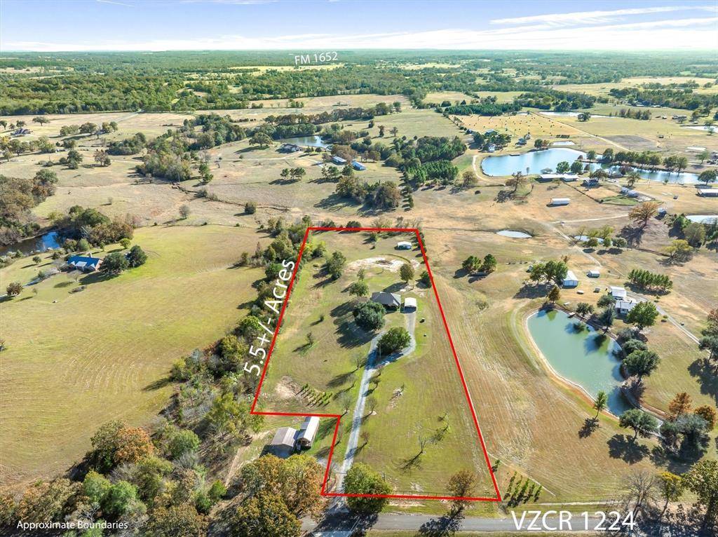Grand Saline, TX 75140,1804 Vz County Road 1224
