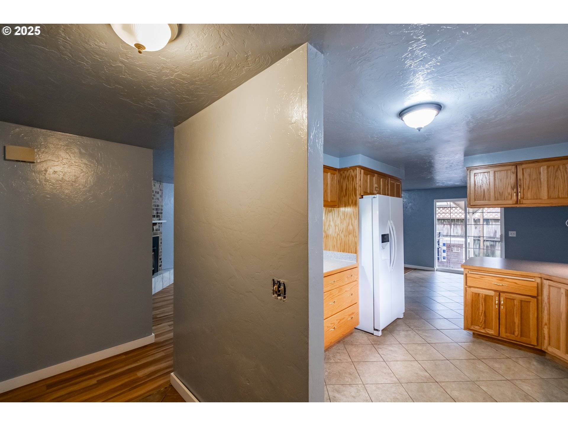 Brownsville, OR 97327,905 ASH ST