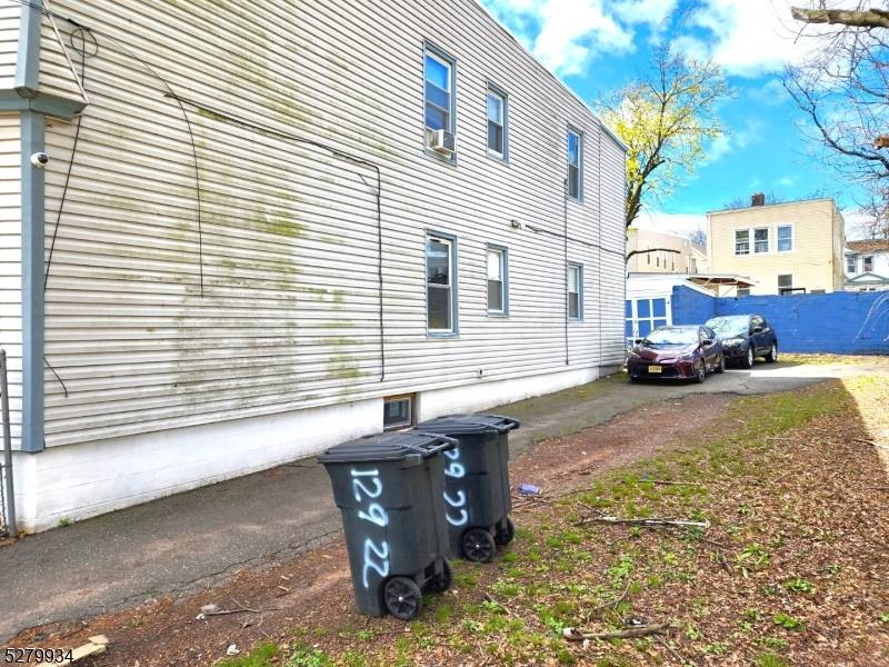 Irvington Twp., NJ 07111,129 22nd St