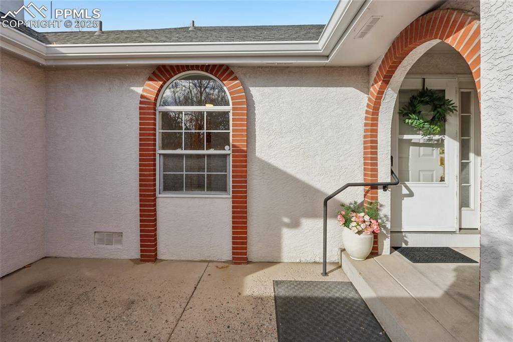 Colorado Springs, CO 80920,3138 Soaring Bird CIR