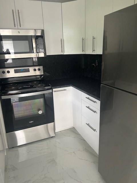 Coral Springs, FL 33065,10290 NW 36th St #7