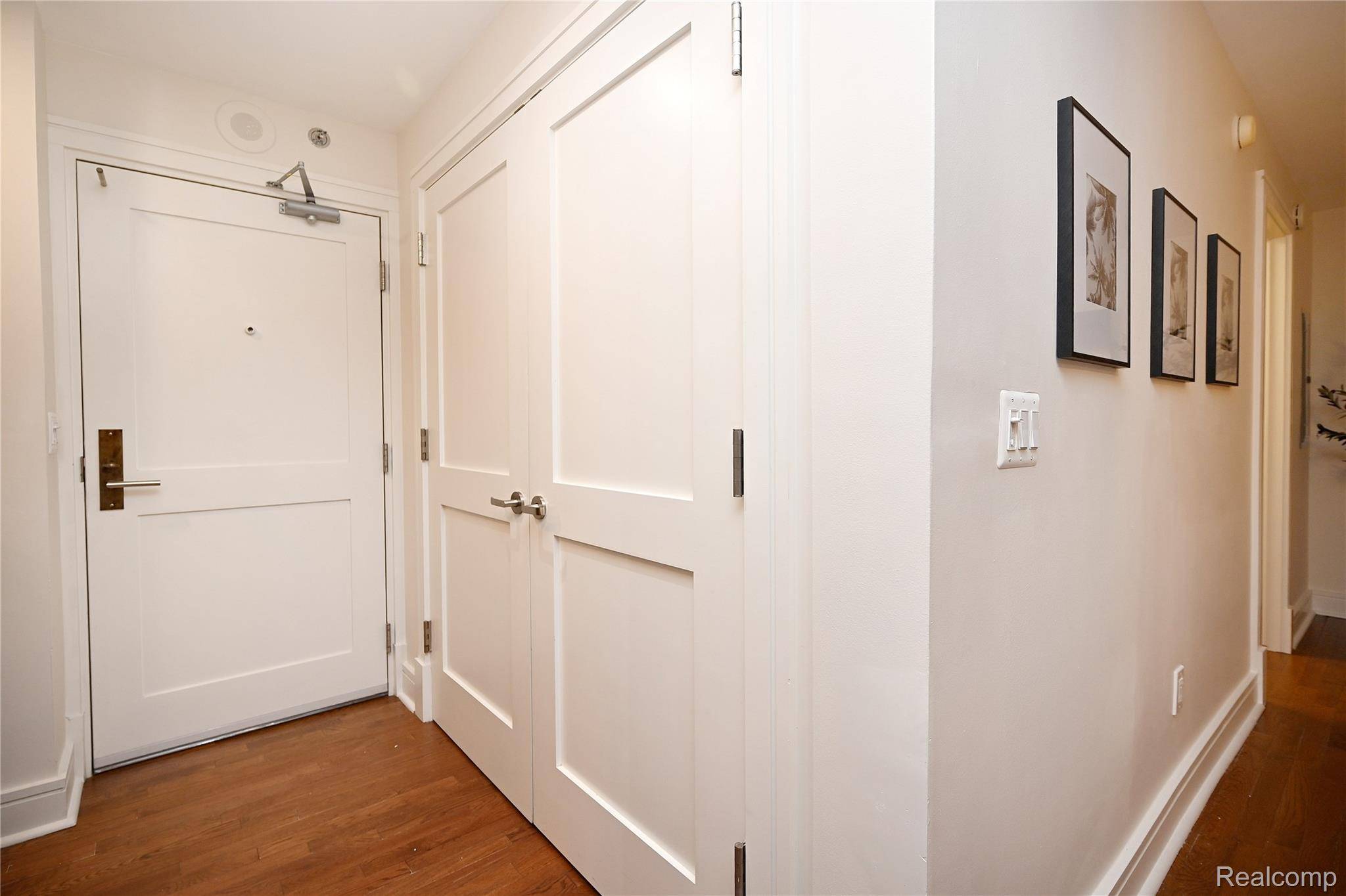 Birmingham, MI 48009,411 S Old Woodward AVE #Unit 911