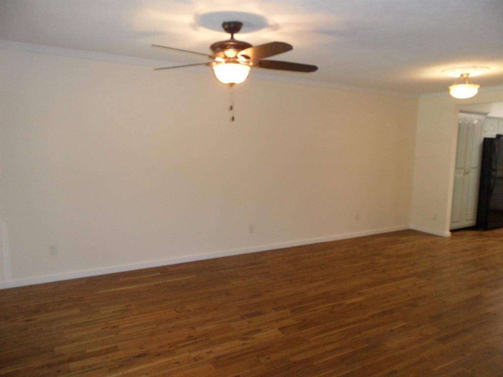 Dallas, TX 75231,7035 Kingsbury Drive