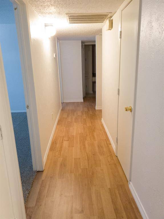 Dallas, TX 75231,8560 Park Lane #130