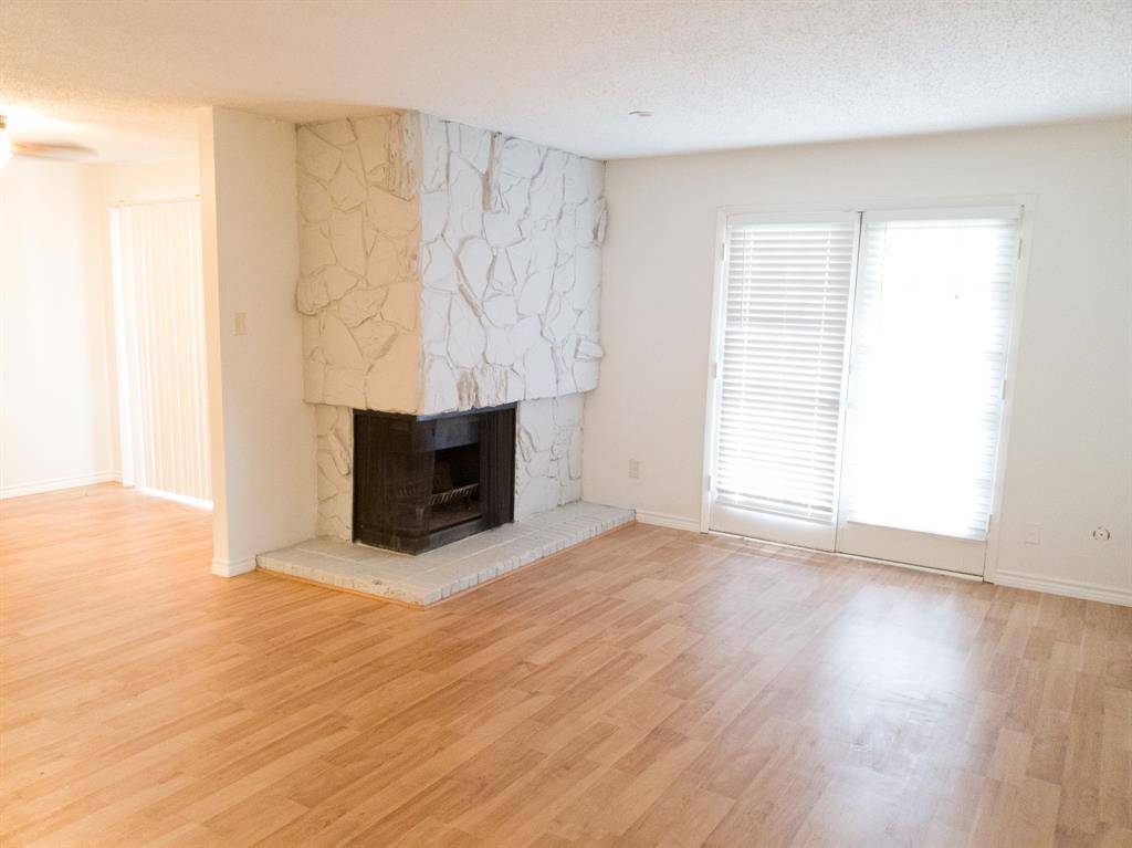 Dallas, TX 75231,8560 Park Lane #130