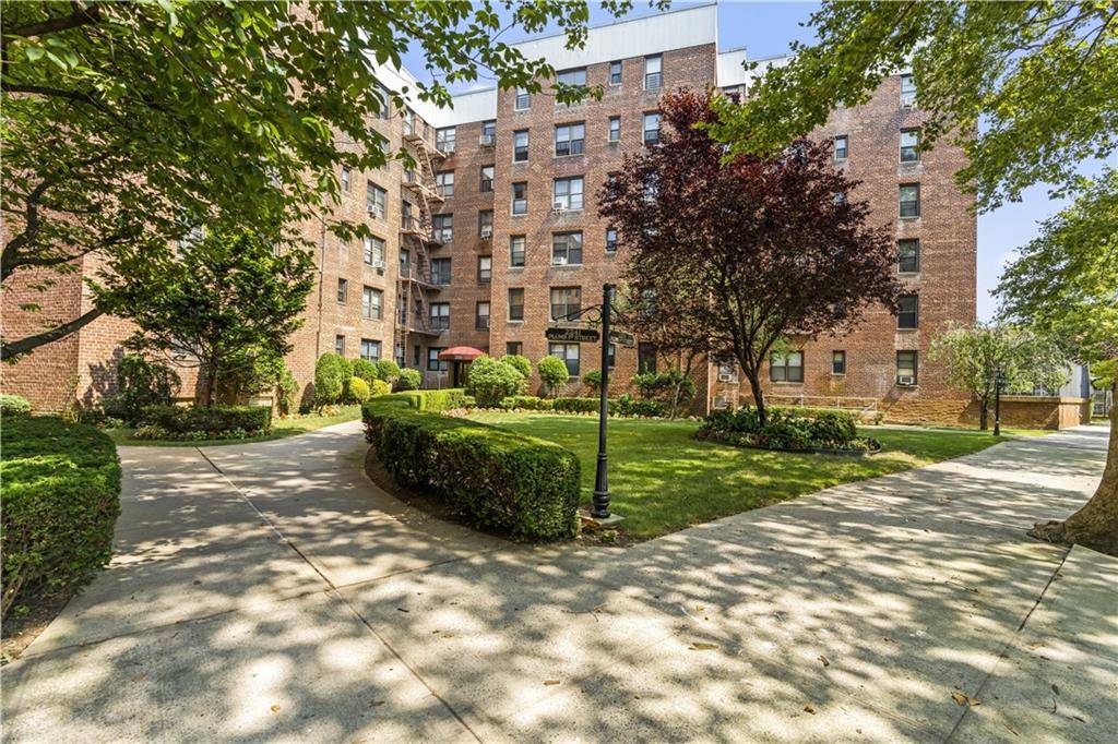 Brooklyn, NY 11229,2251 Plumb 1st ST #5G