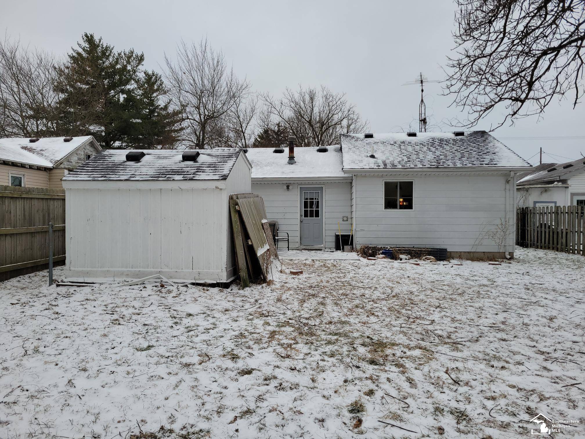 Temperance, MI 48182,8418 Lewis AVE