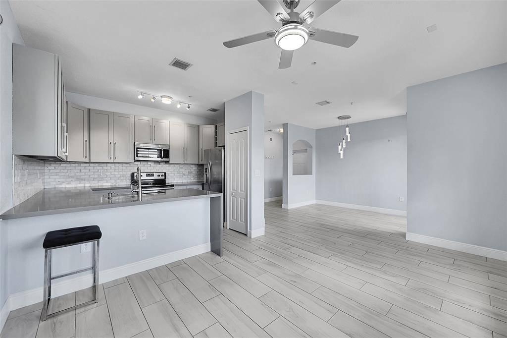 Plantation, FL 33324,150 Jacaranda Country Club Dr #200