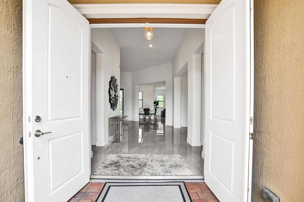 Parkland, FL 33076,12855 Bayside Ct