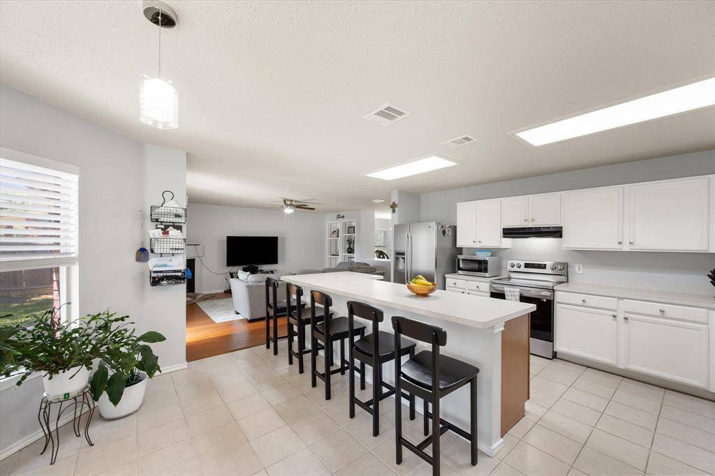 Haltom City, TX 76137,5325 Chessie Circle