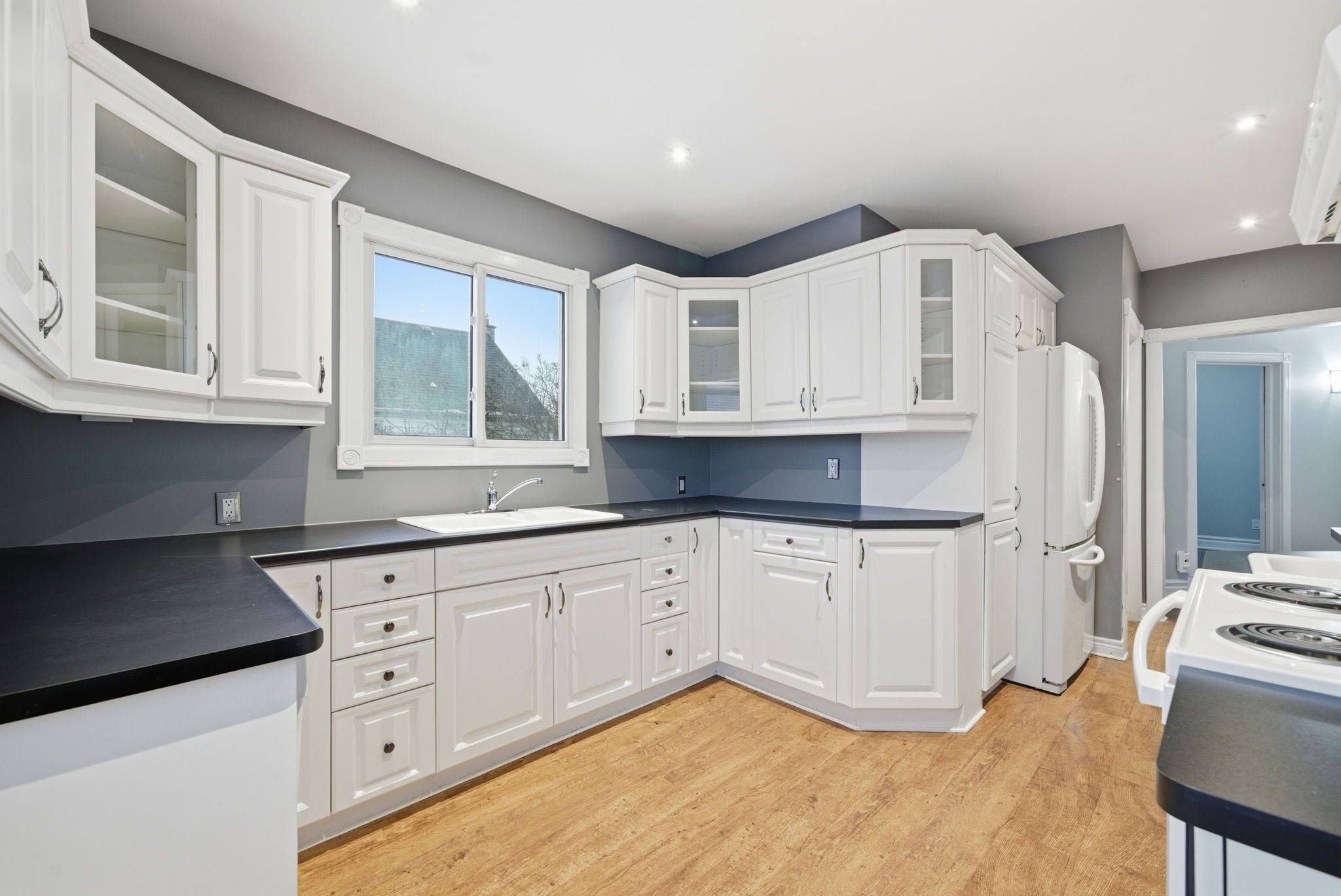 Oshawa, ON L1G 4X6,1414 Simcoe ST N