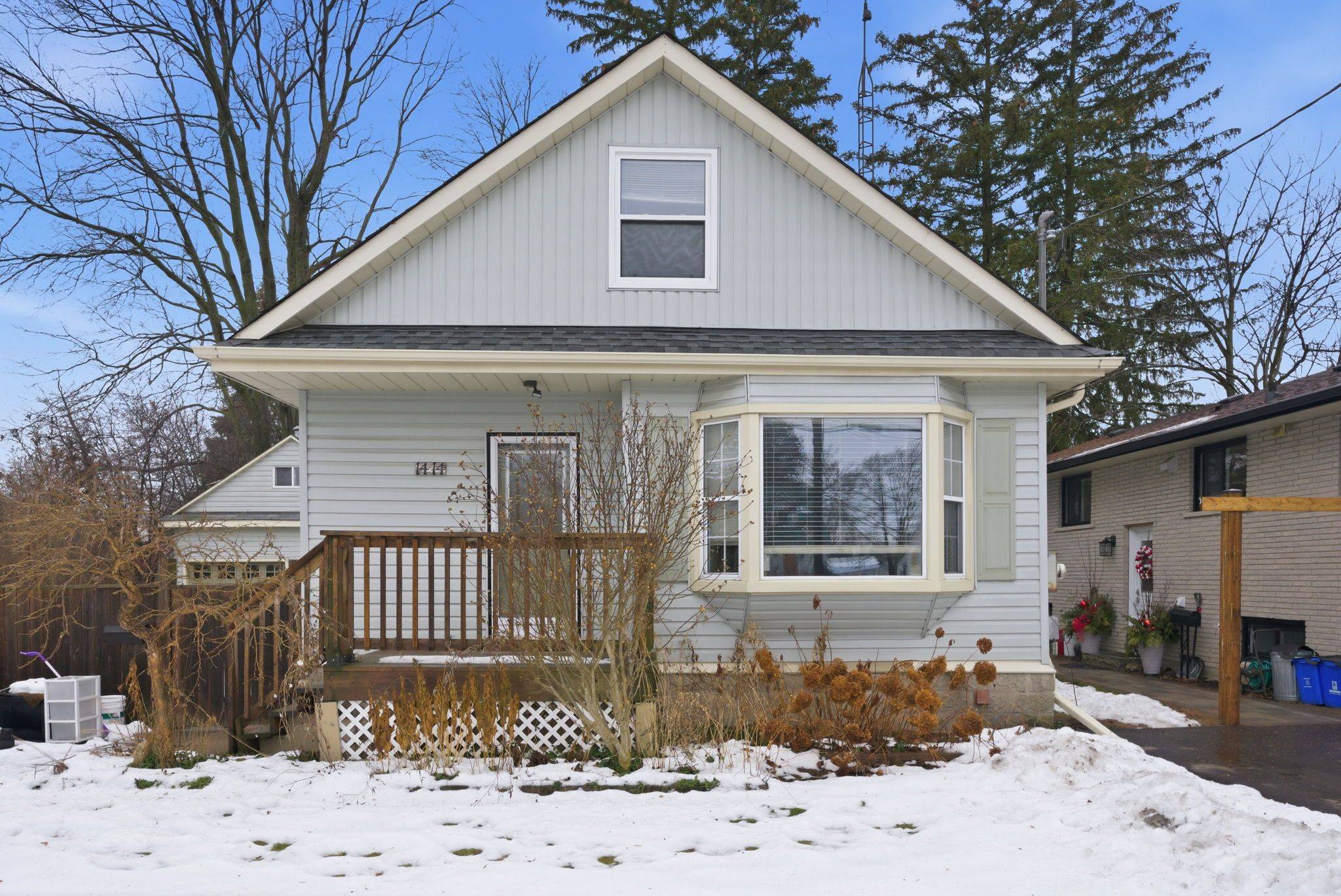 Oshawa, ON L1G 4X6,1414 Simcoe ST N