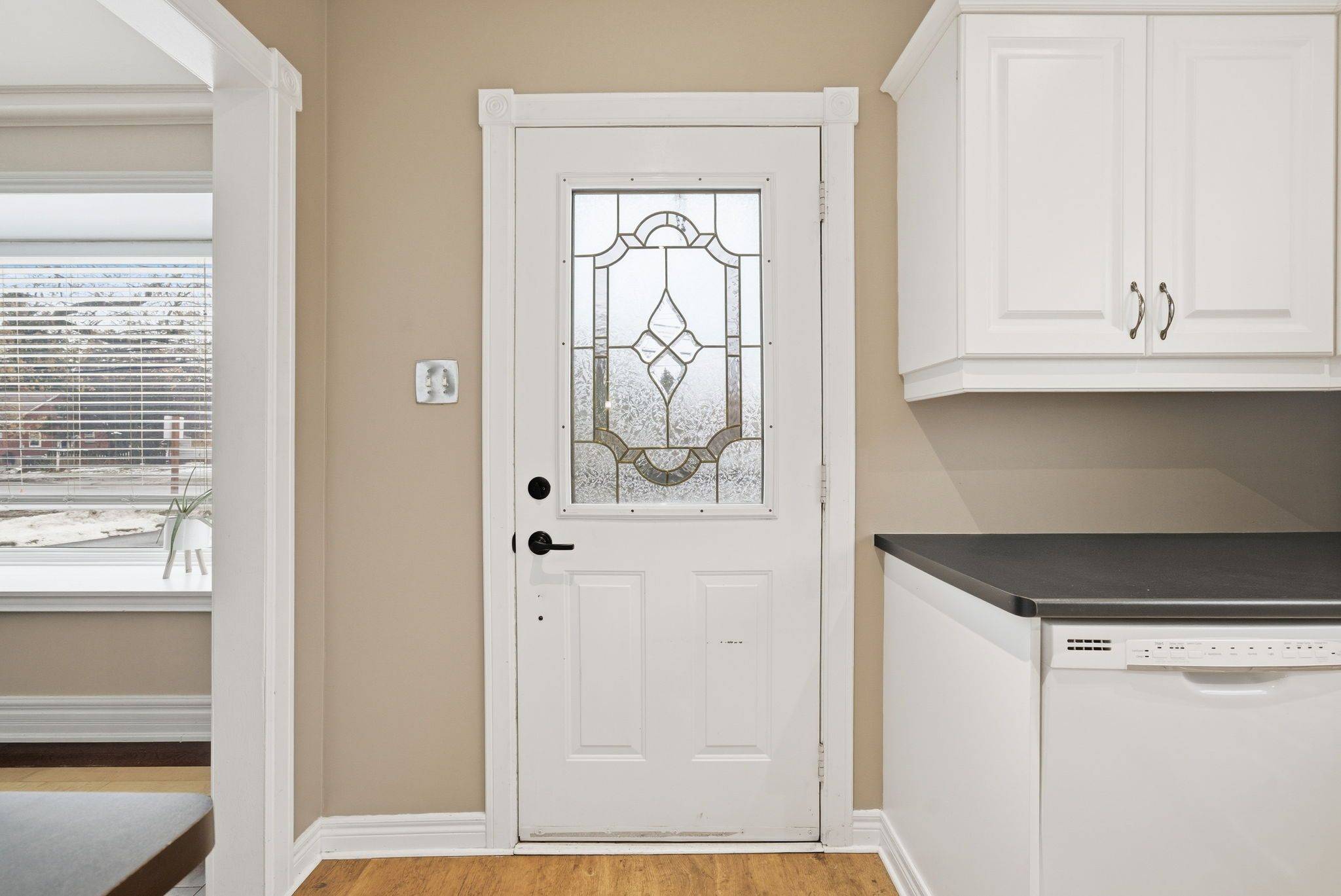 Oshawa, ON L1G 4X6,1414 Simcoe ST N