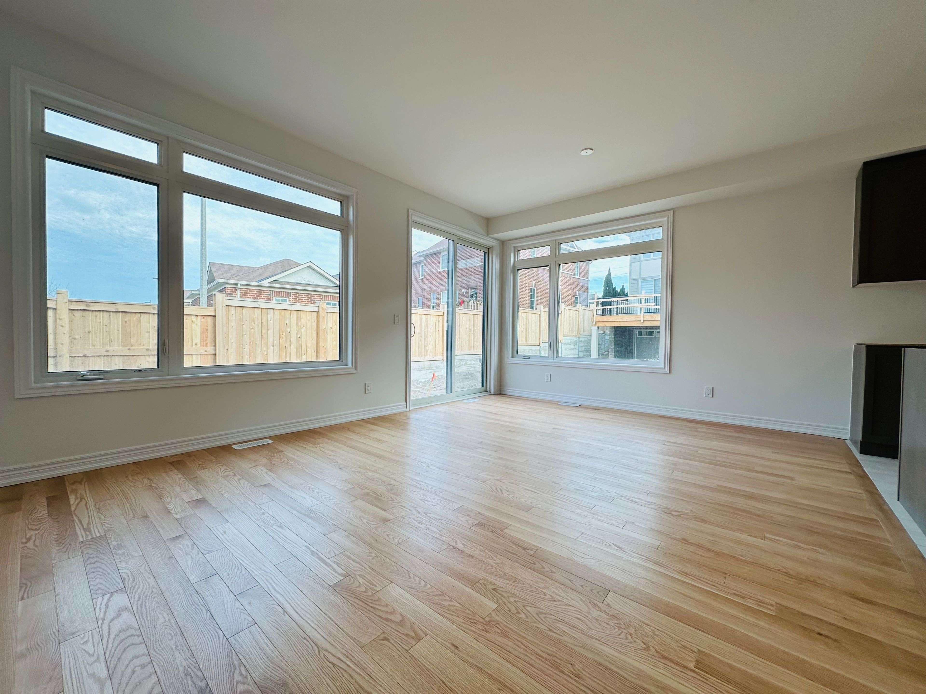 Whitchurch-stouffville, ON L4A 5G2,14 Brofarm LN