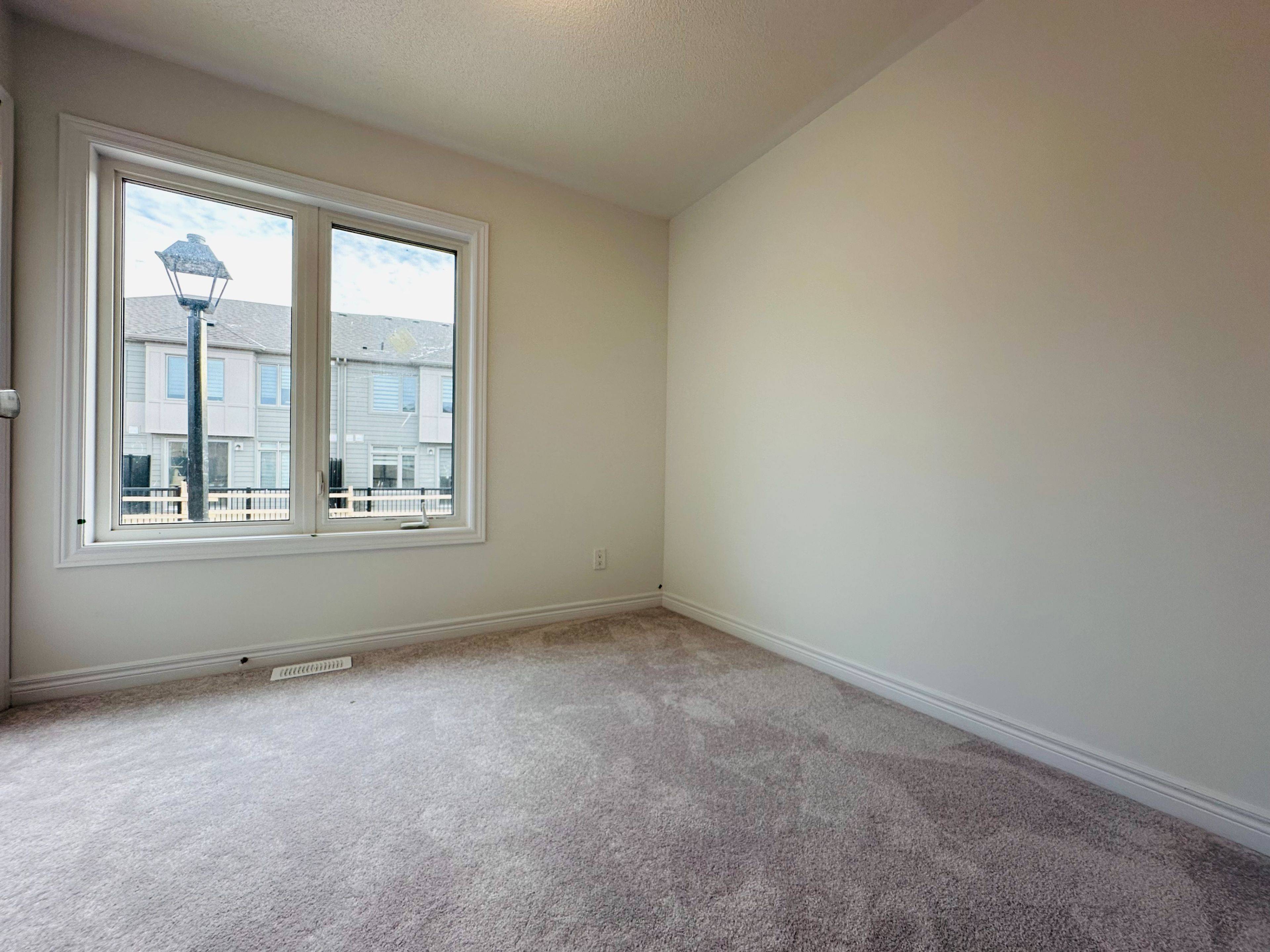 Whitchurch-stouffville, ON L4A 5G2,14 Brofarm LN