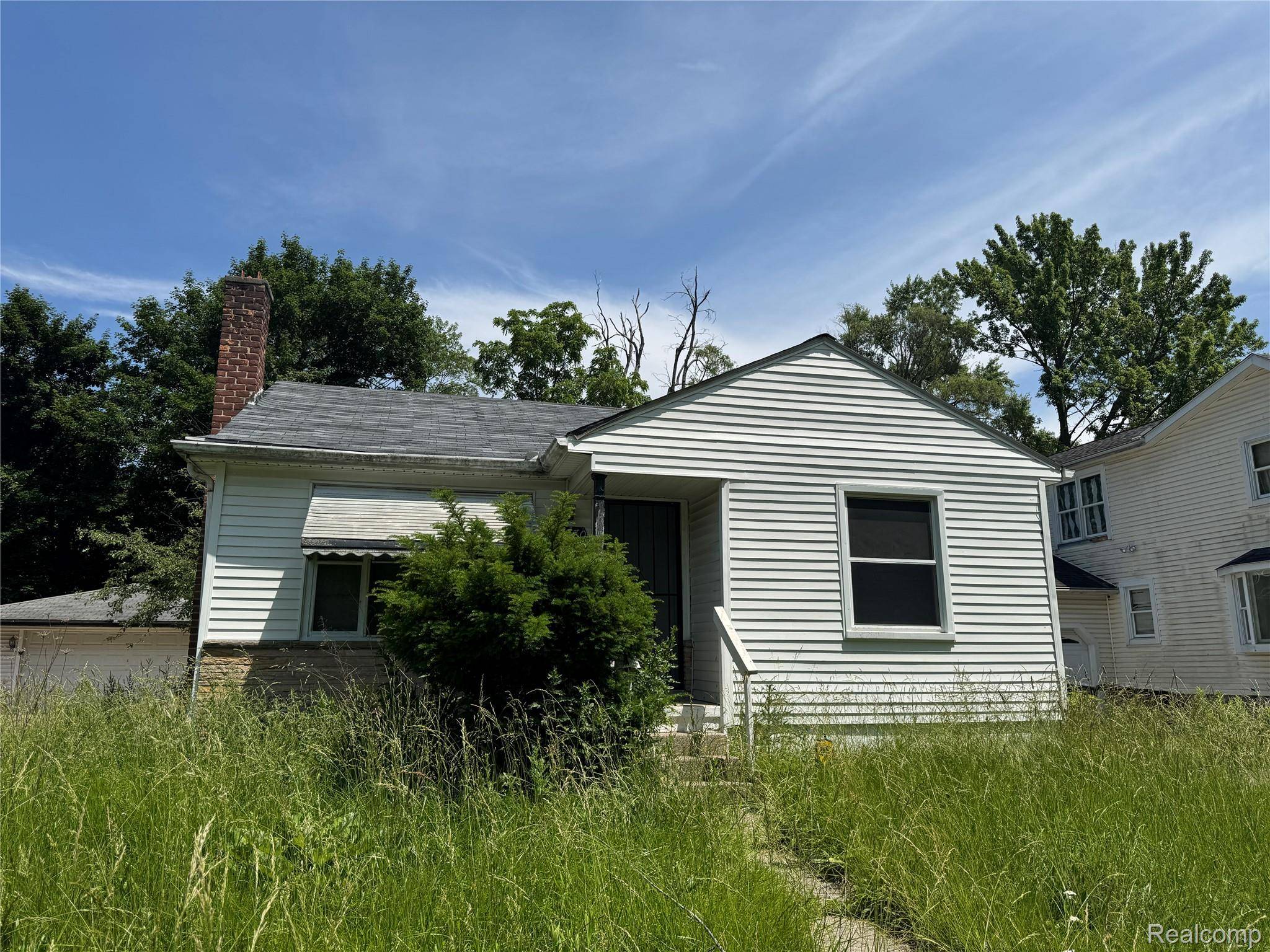 Detroit, MI 48219,17370 Stout ST