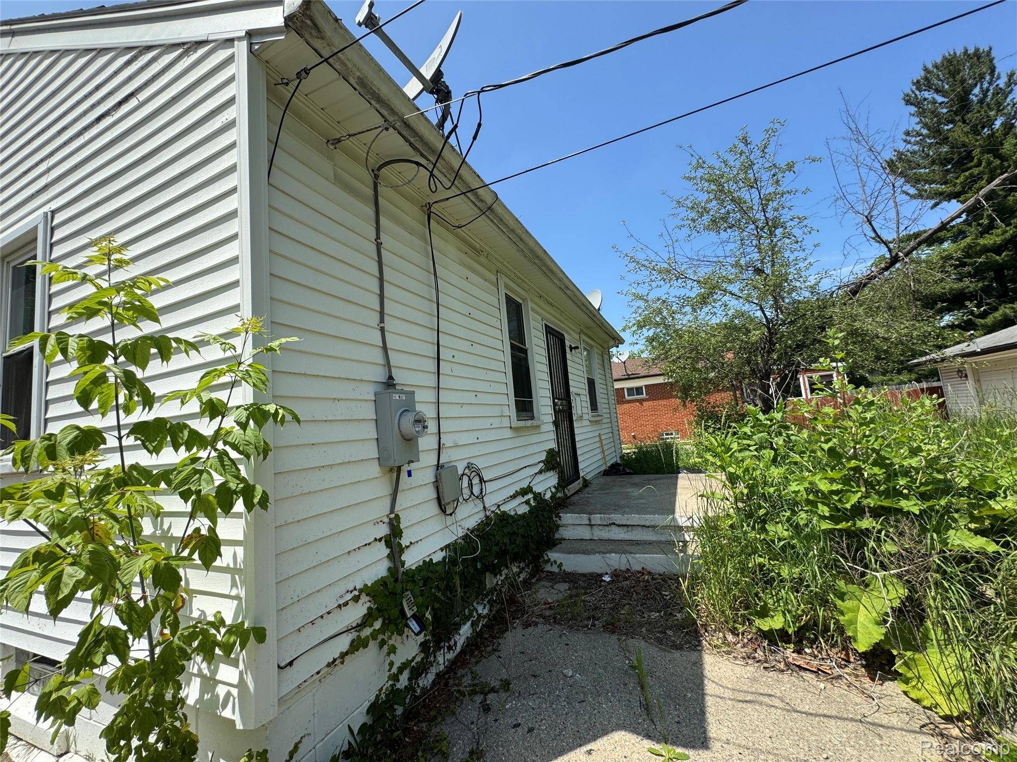 Detroit, MI 48219,17370 Stout ST