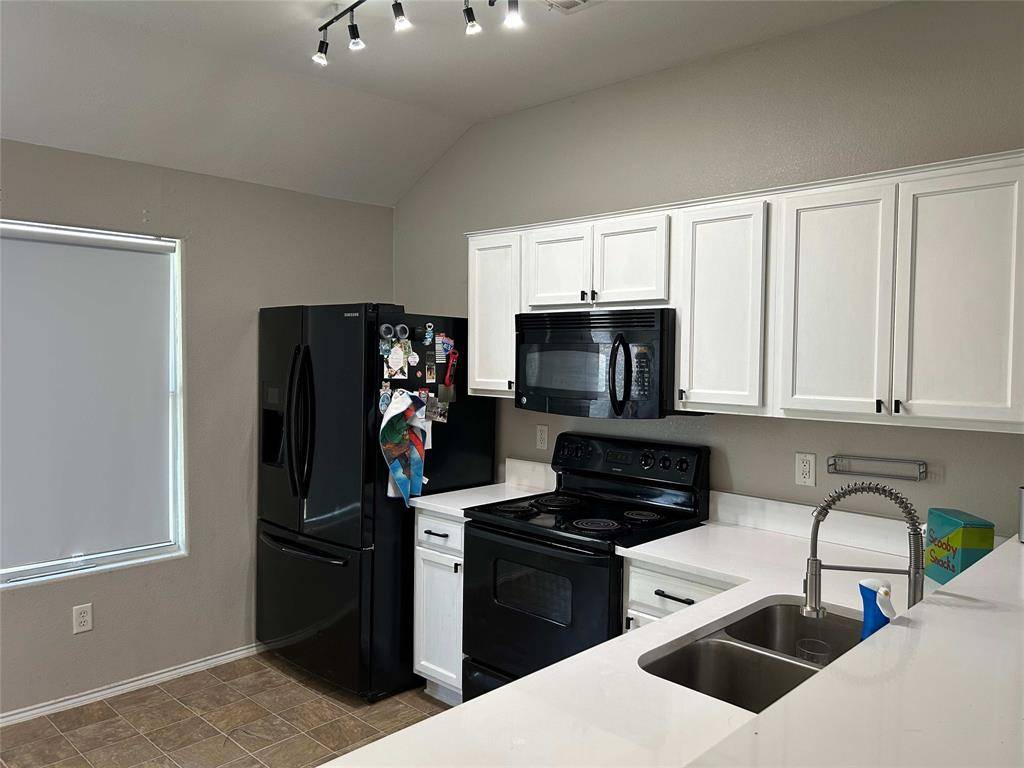 Dallas, TX 75051,1949 Sampsell Drive