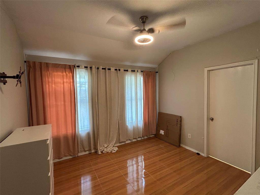 Dallas, TX 75051,1949 Sampsell Drive