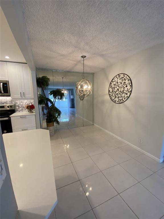 Plantation, FL 33324,21 Jacaranda Dr #124