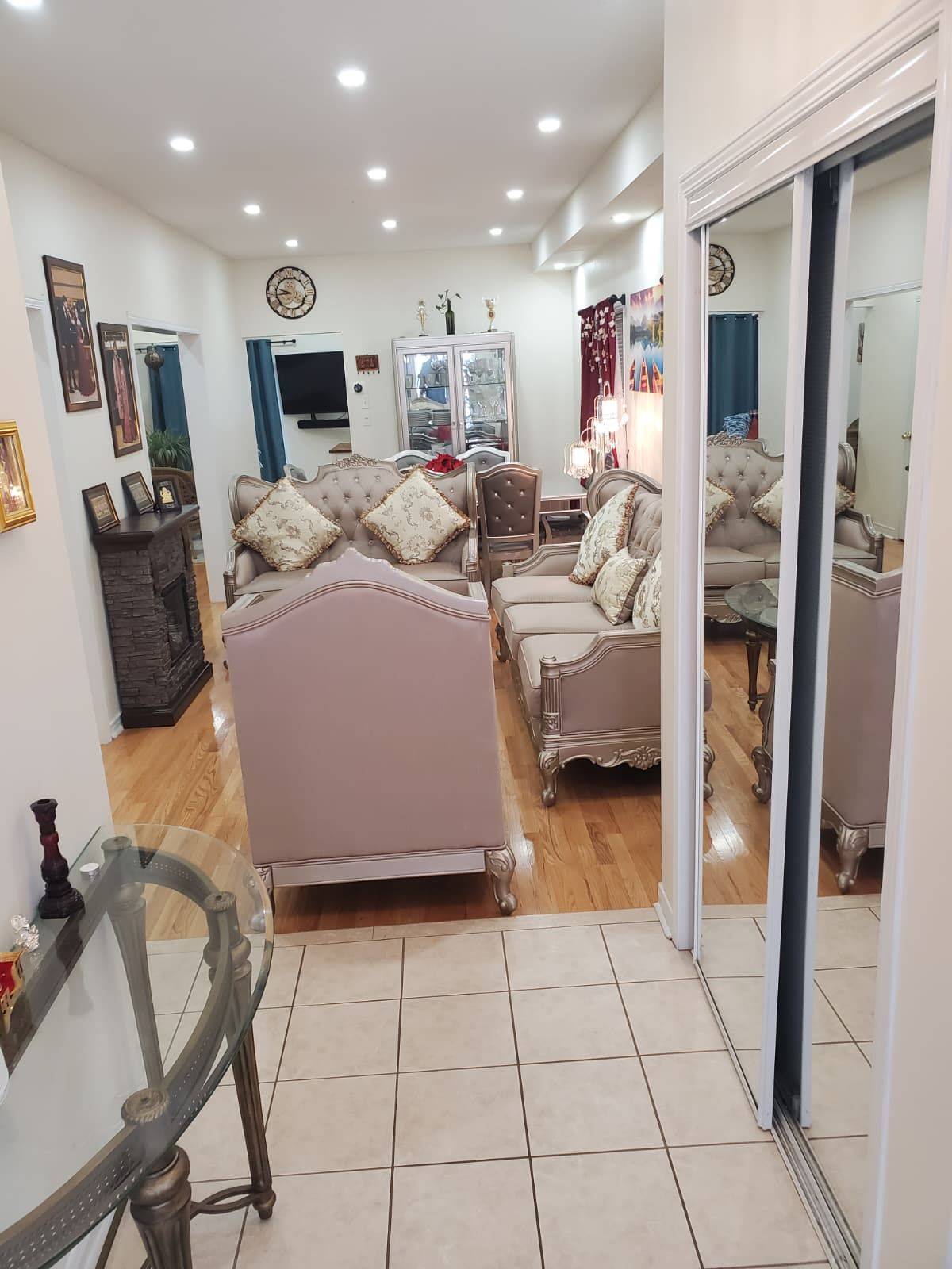 Brampton, ON L6X 0R4,17 Portrush TRL #Main