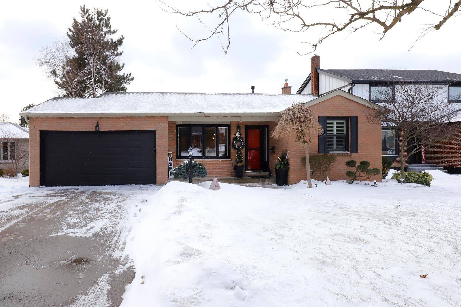 Milton, ON L9T 1X3,284 Ridge DR