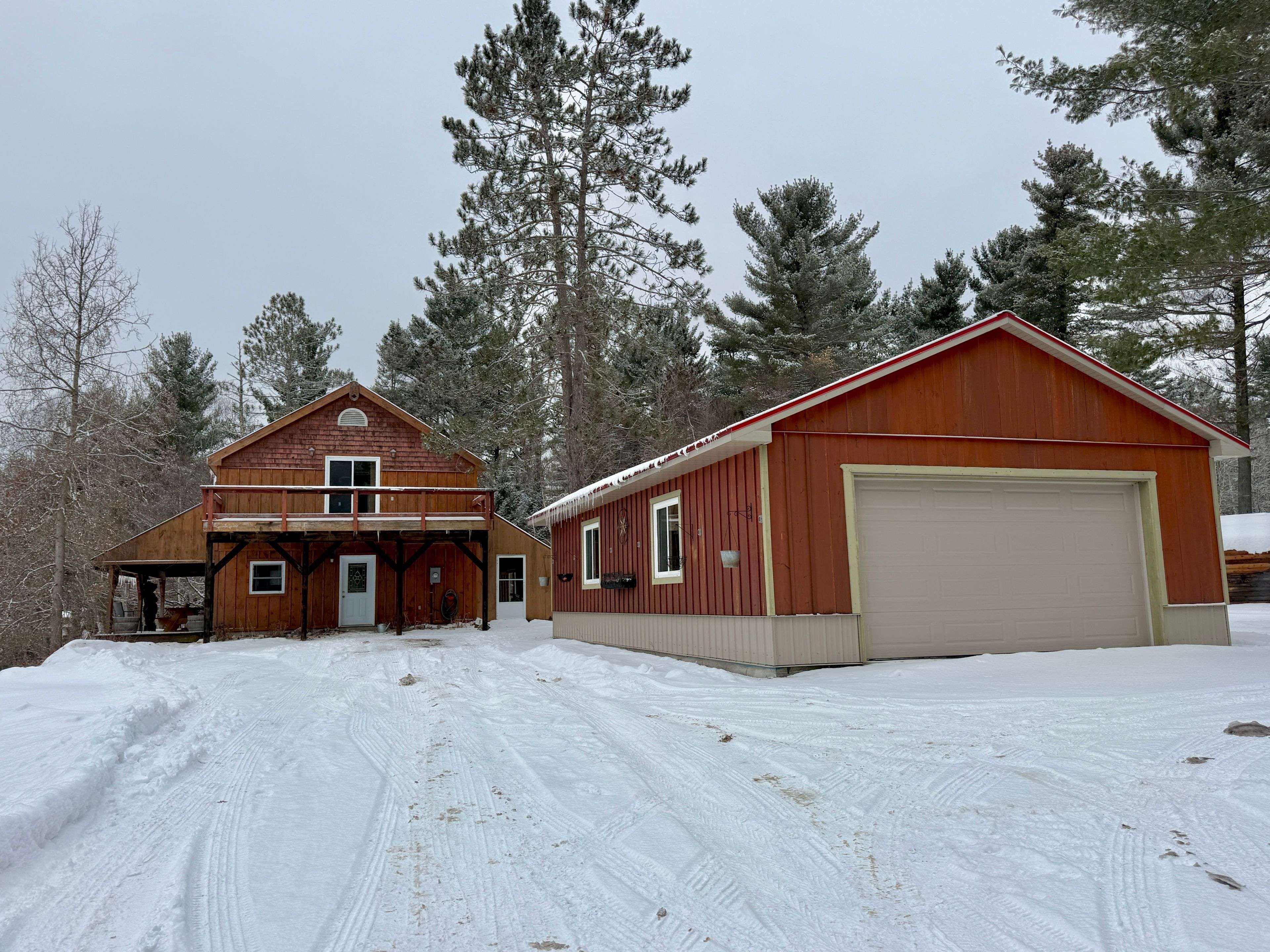 Kearney, ON P0A 1M0,4641 518 E HWY