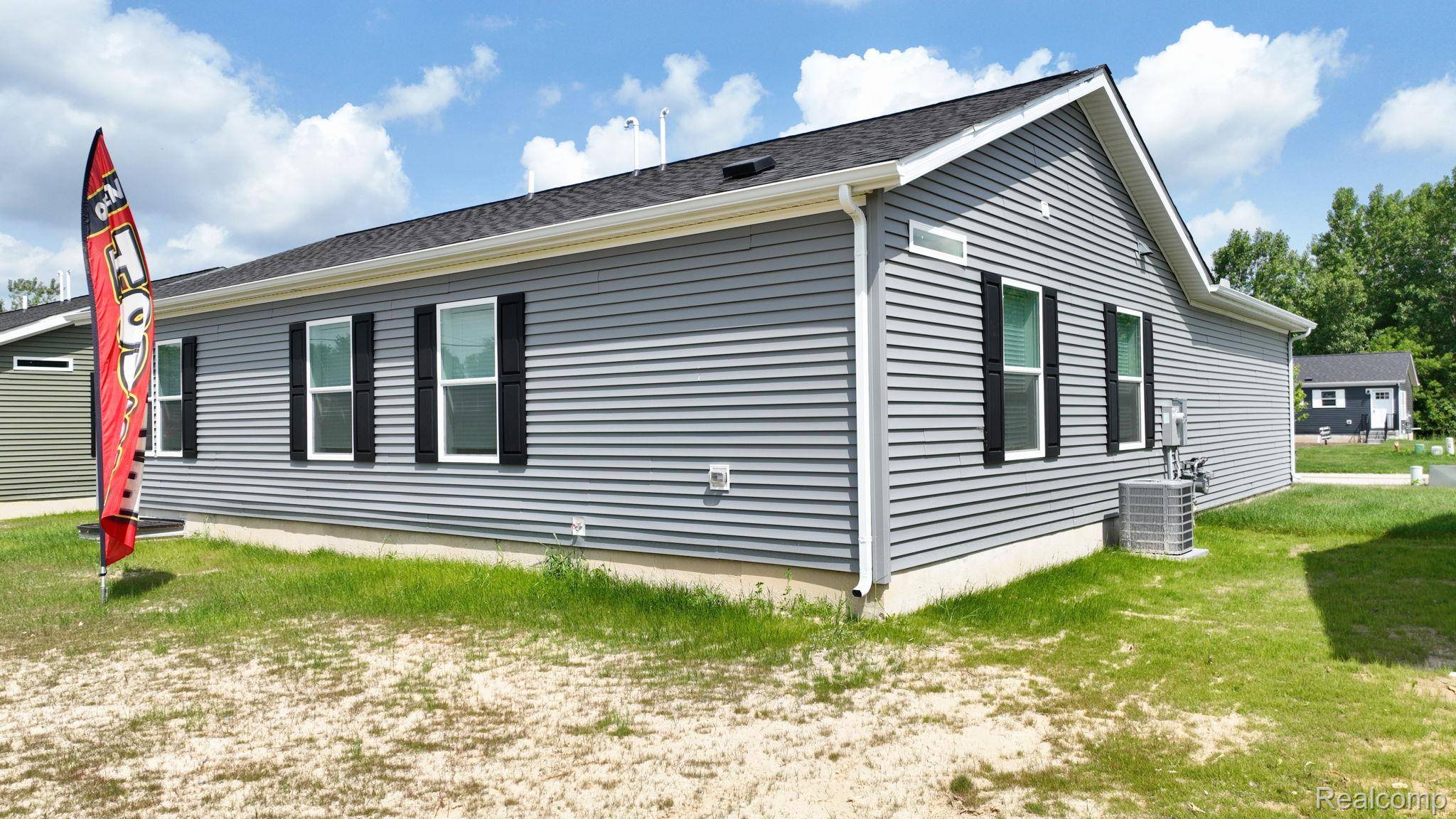 Flint, MI 48506,4414 MAPLE LEAF TRL