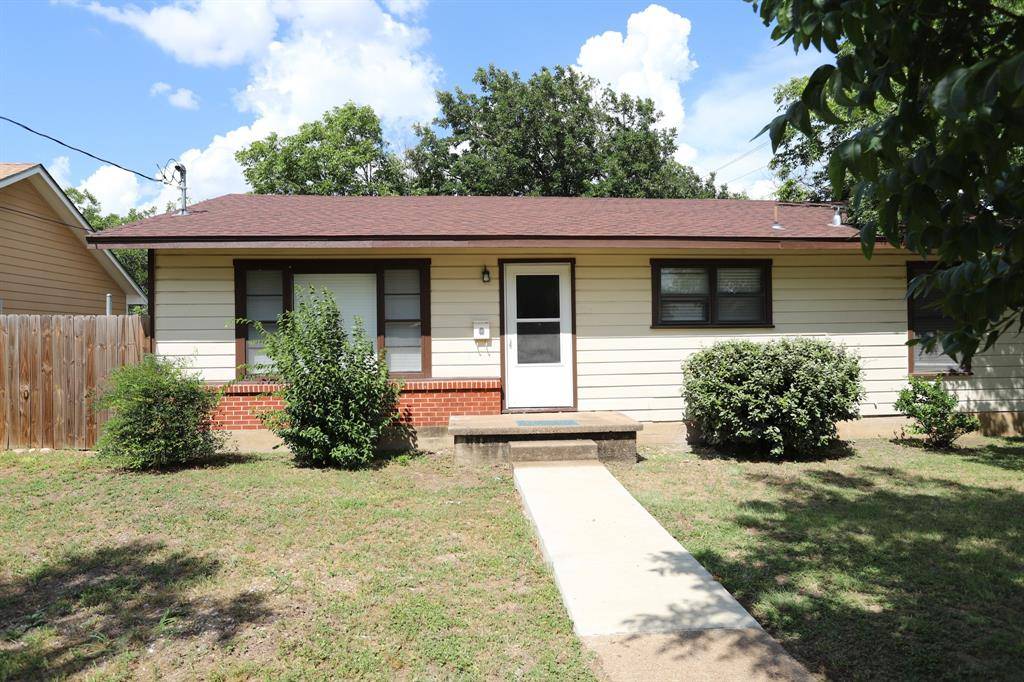 Mcgregor, TX 76657,1020 S Adams Street
