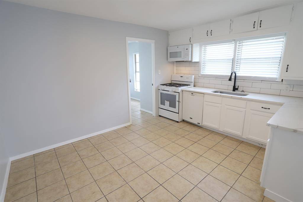 Mcgregor, TX 76657,1020 S Adams Street