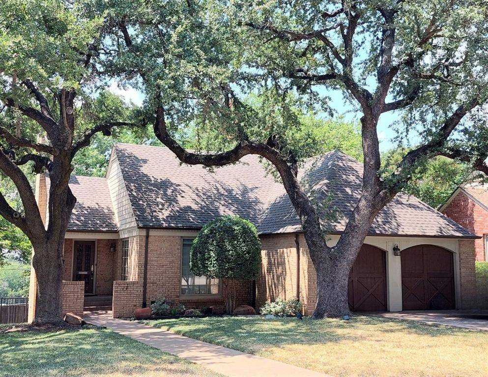 Fort Worth, TX 76109,2612 Highview Terrace