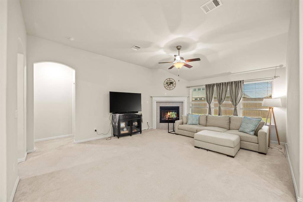 Fort Worth, TX 76052,912 Basket Willow Terrace