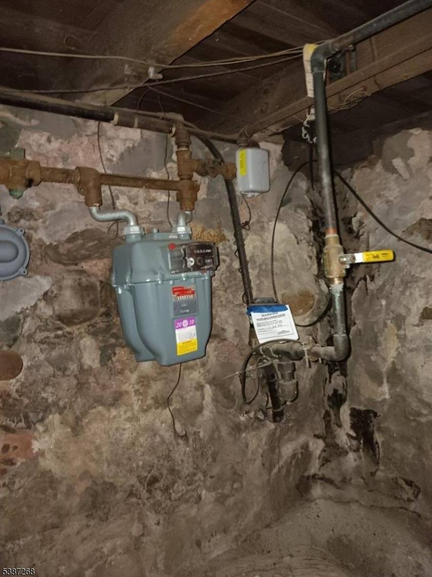 Clark Twp., NJ 07066,157 Westfield Ave