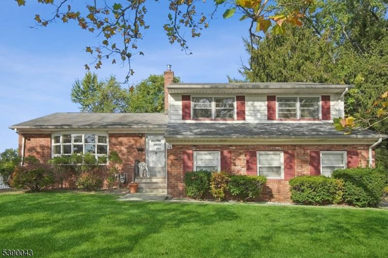 Springfield Twp., NJ 07081,64 S Springfield Ave