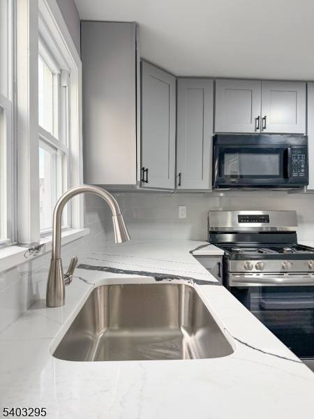 Clifton City, NJ 07011,90 E 9Th St