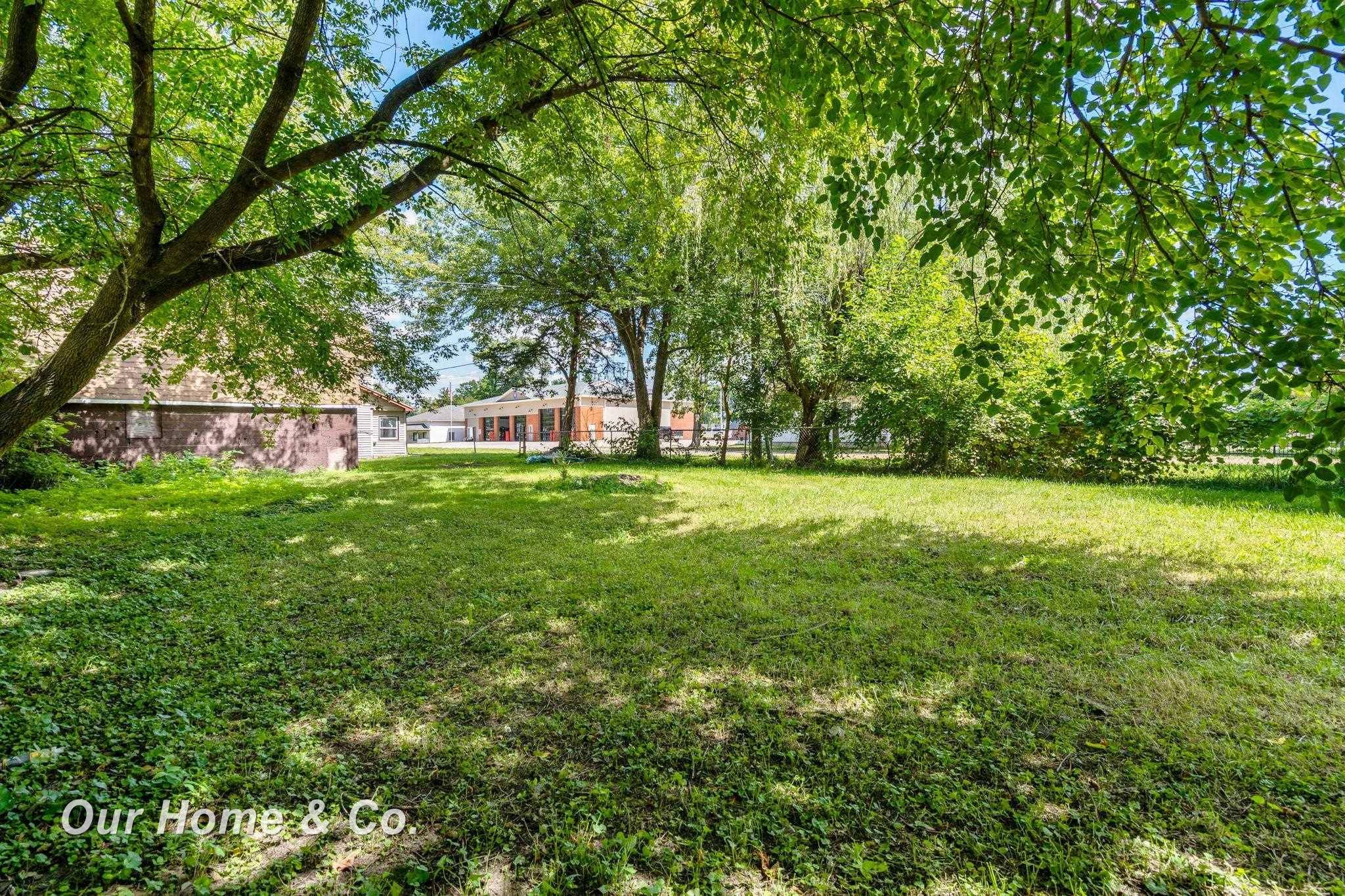 New Boston, MI 48164,36505 Bismark RD