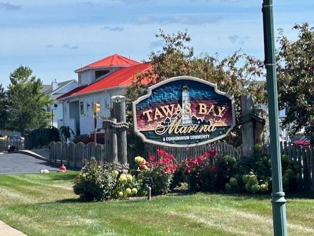 Tawas City, MI 48763,939 W Lake ST