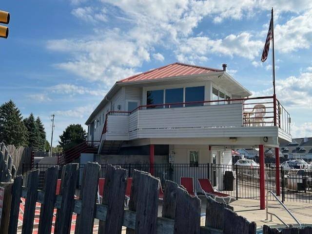 Tawas City, MI 48763,939 W Lake ST