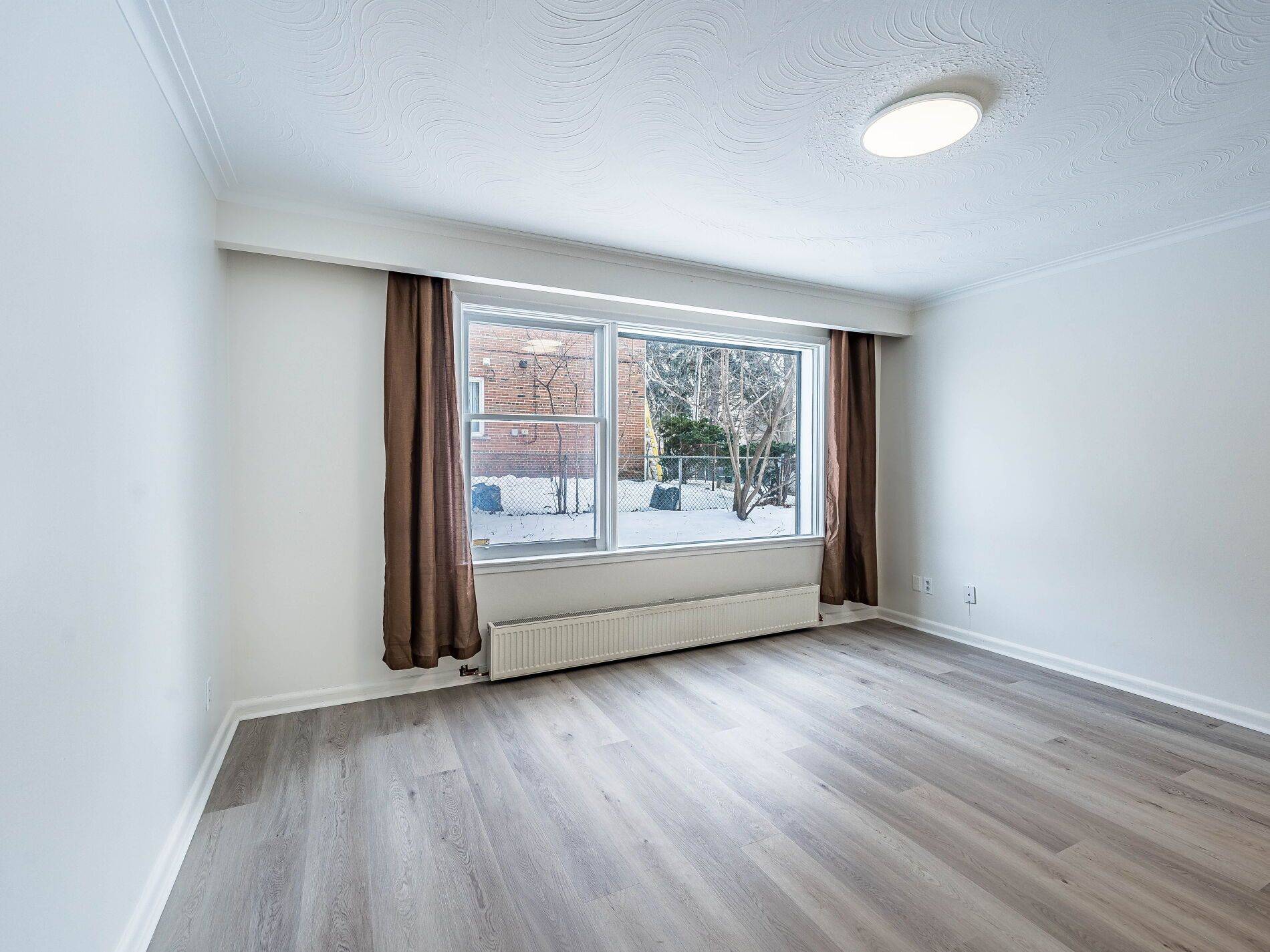 Toronto C14, ON M2N 3B3,341 Sheppard AVE E #Apt. #1