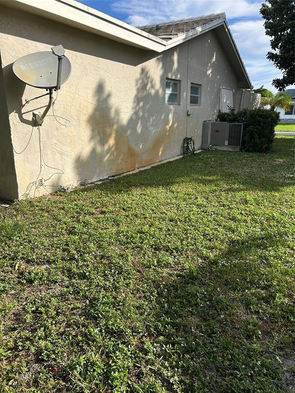 Tamarac, FL 33321,7611 NW 72nd Way