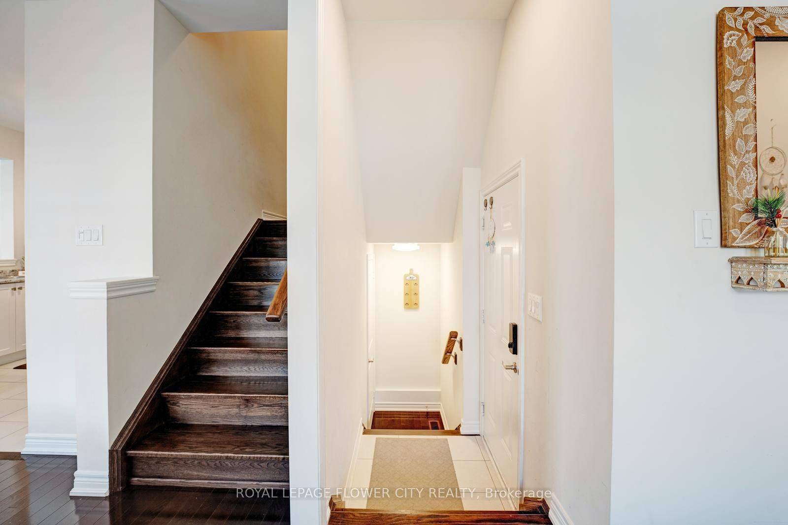 Brampton, ON L7A 5C2,14 LABRISH RD