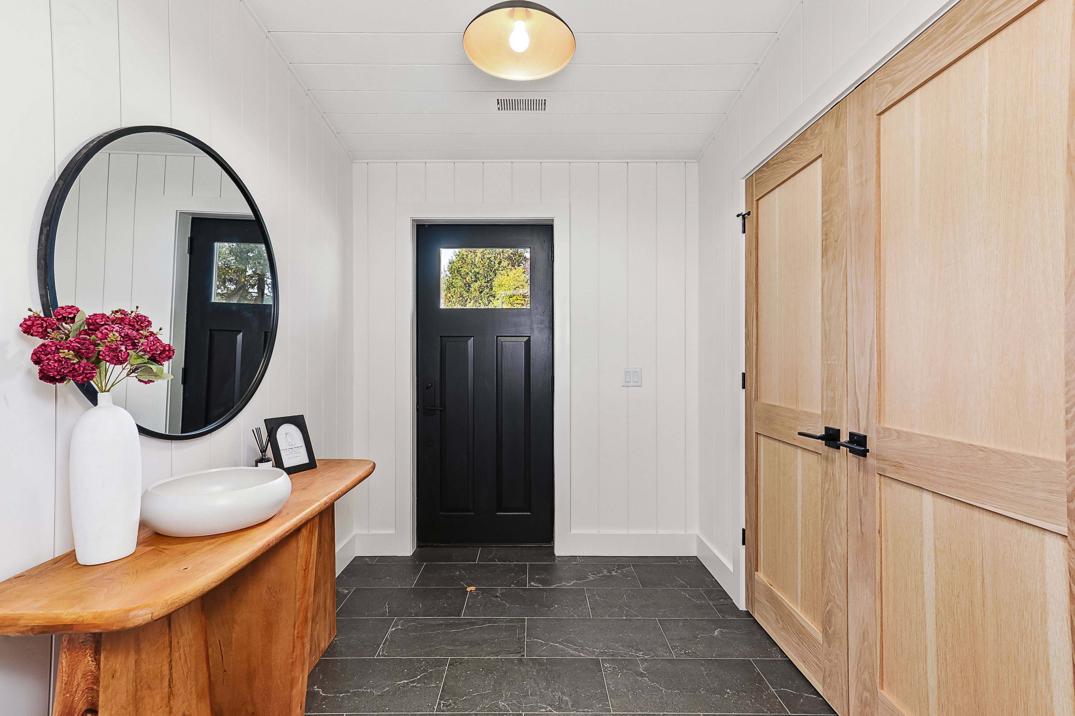 Blue Mountains, ON L0M 1P0,635019 Pretty River RD