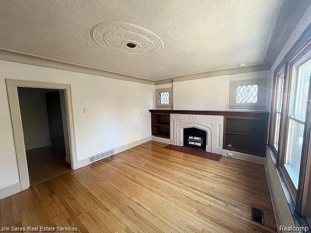 Grosse Pointe Park, MI 48230,1326 #1F Maryland ST