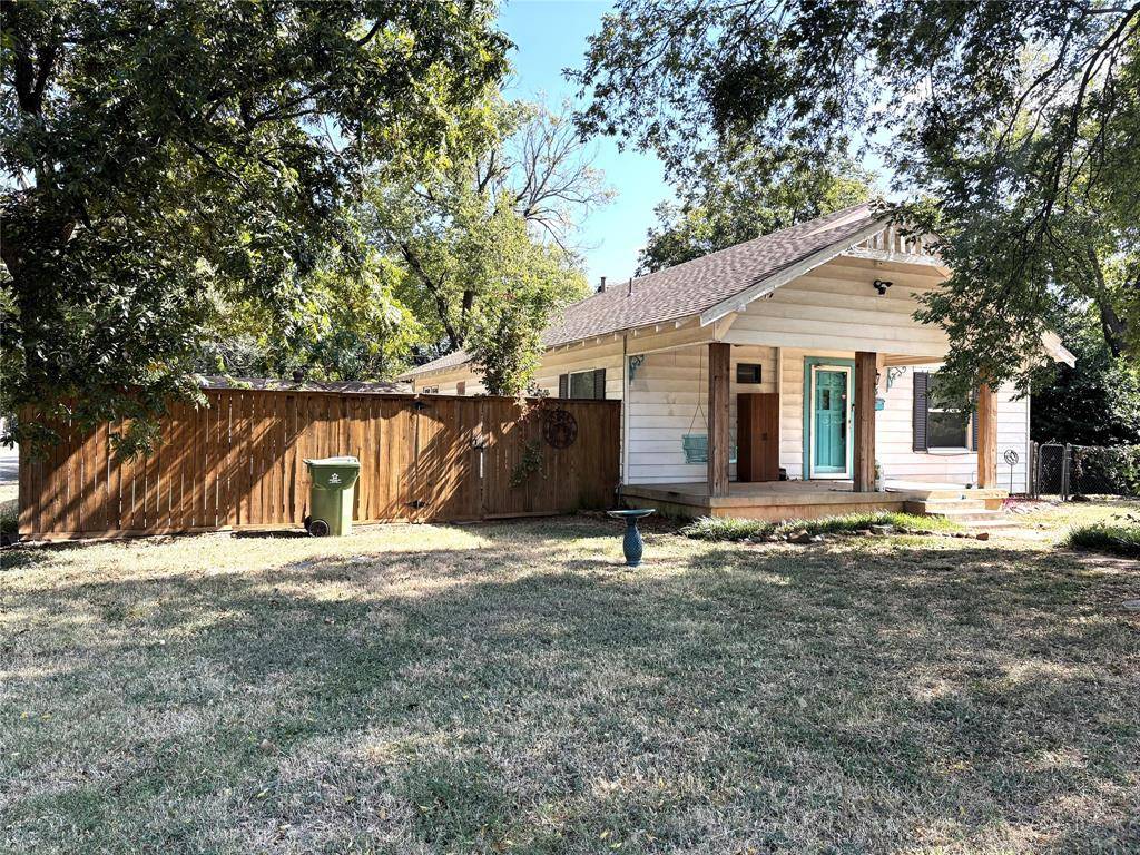 Arlington, TX 76012,723 Woodrow Street