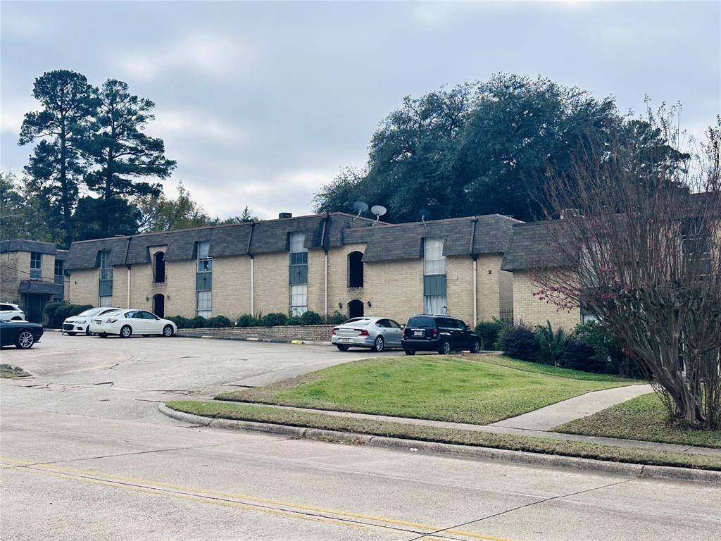 Shreveport, LA 71106,7000 Creswell Road #117