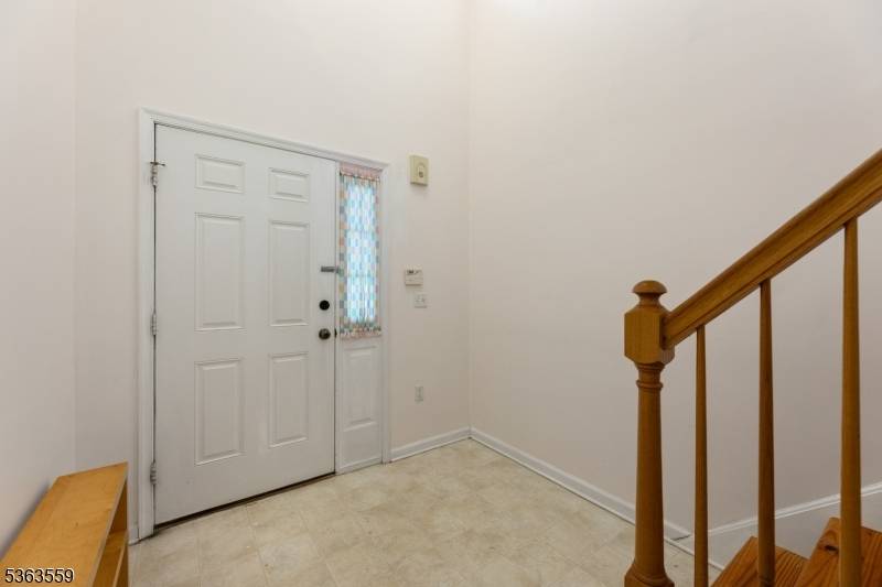 Piscataway Twp., NJ 08854,107 Forest Dr